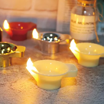 12шт, украшенных искусственными светодиодными свечами для Дивали