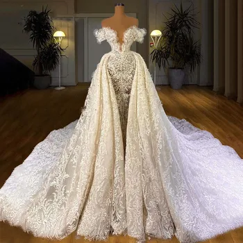 Свадебное Платье Мода 2023 года со Съемным Шлейфом С Открытыми Плечами Роскошное Арабское Дубайское Кружевное Свадебное Платье С Жемчугом